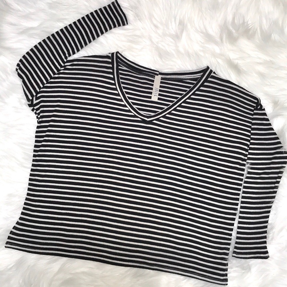 Jolie LA Black & White Stripe Crop Top Size Medium